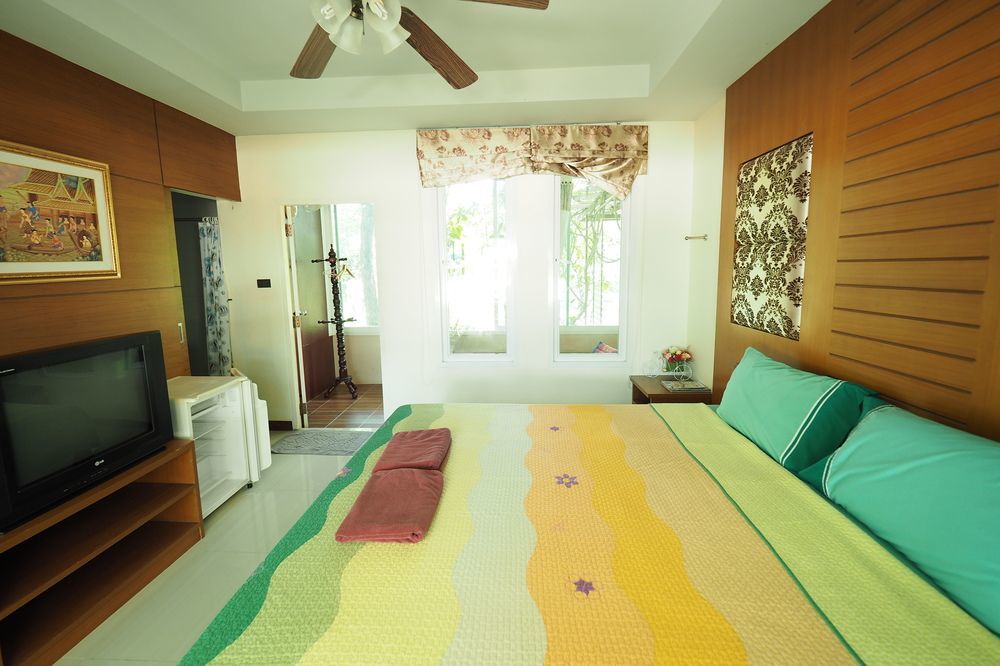 Baan Suan Resort Juree Punsuk محافظة سوفانبوري المظهر الخارجي الصورة